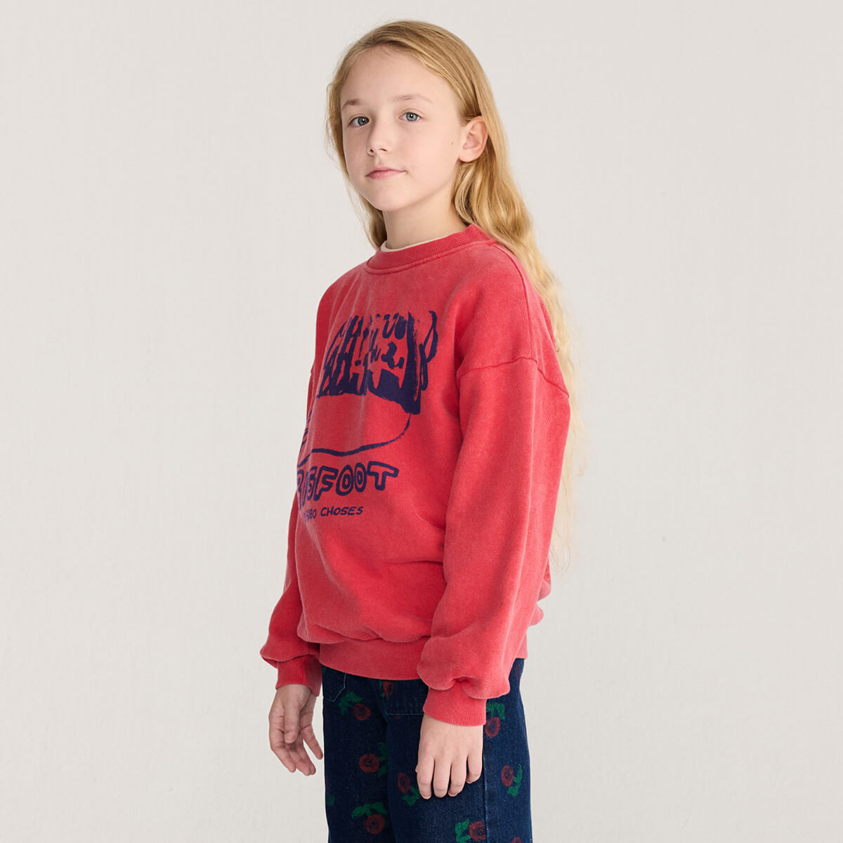 Sweat-shirt décontracté en coton biologique rouge avec motif Bigfoot et imprimé audacieux sur la poitrine, coupe décontractée pour le quotidien des enfants (1-13 ans)
