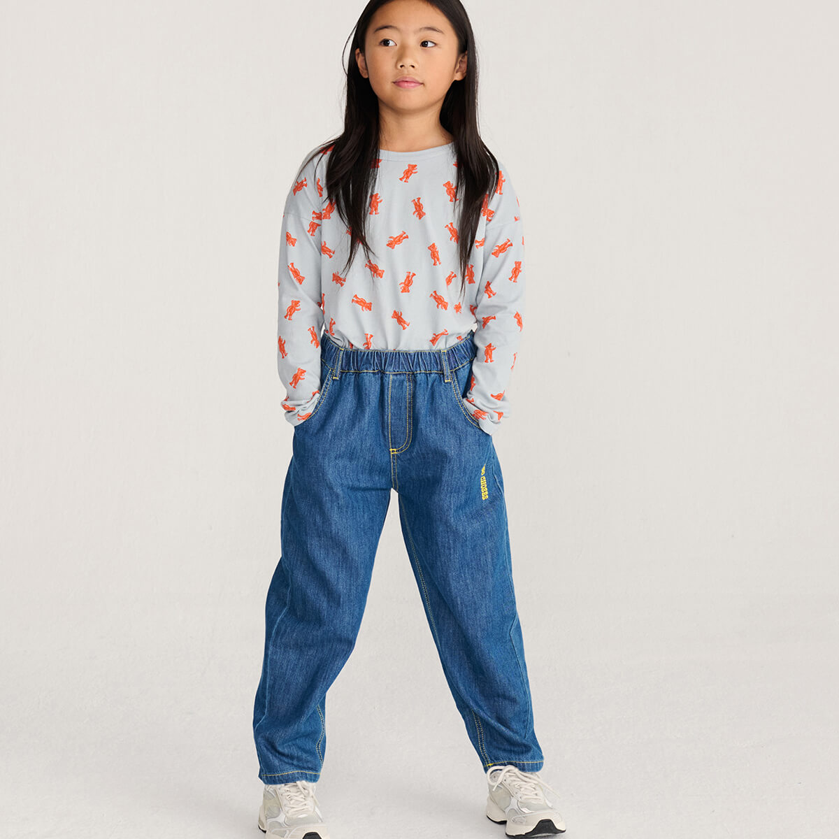 Pantalon en jean dinosaure bleu ludique avec motif graphique amusant pour les enfants (2-13 ans)