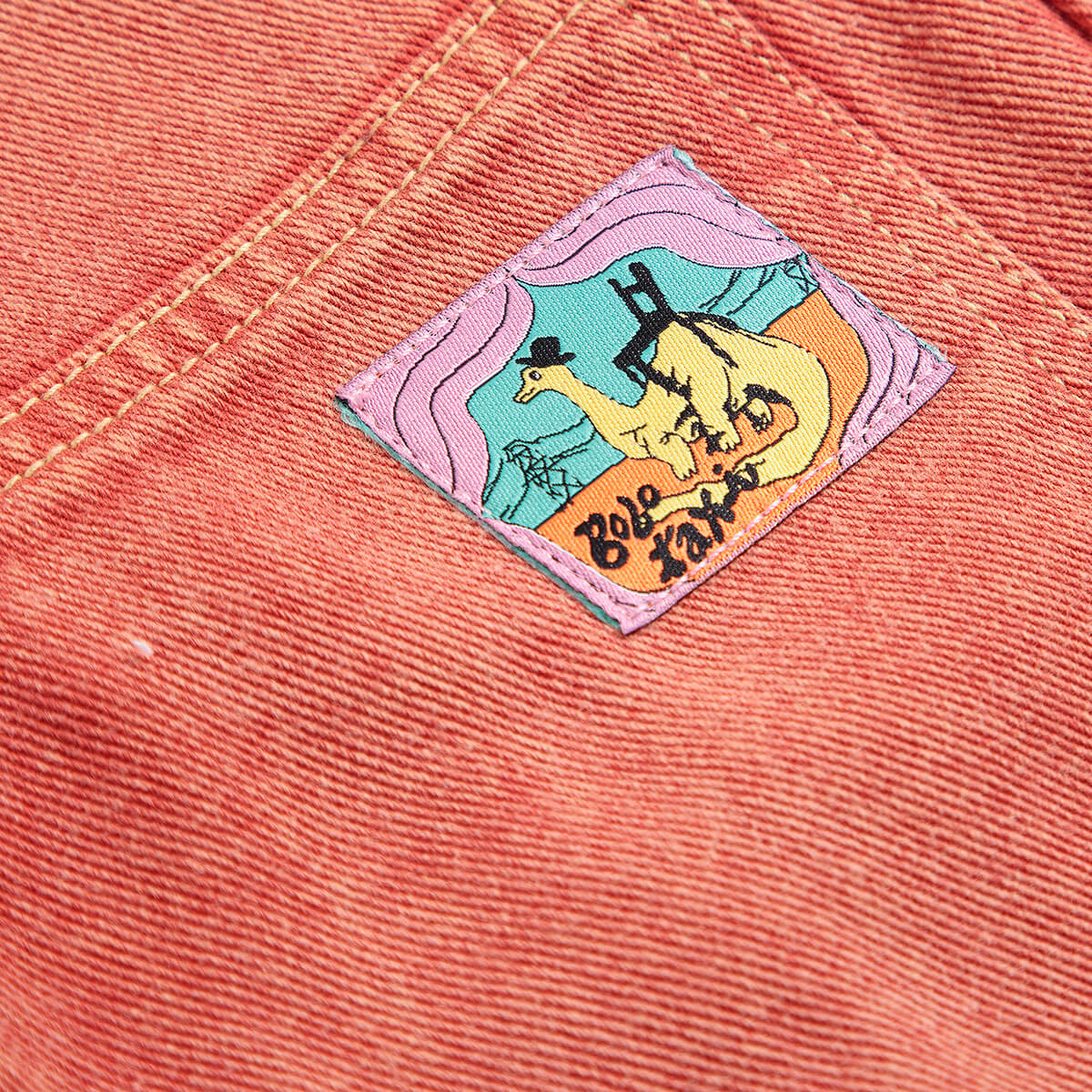 Pantalon en sergé kaki imprimé dinosaure espiègle avec étiquette graphique amusante pour les enfants de 2 à 13 ans