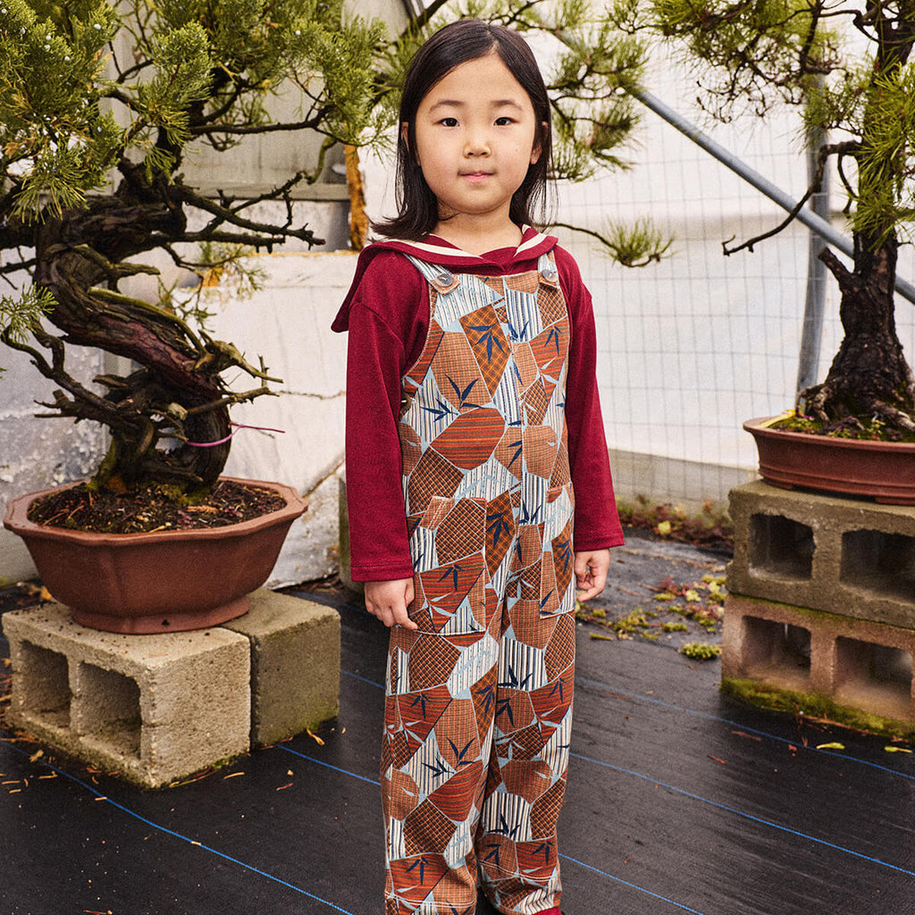 Salopette en coton imprimé floral Kyoto or rose artistique avec bretelles réglables pour enfants (3-8 ans)