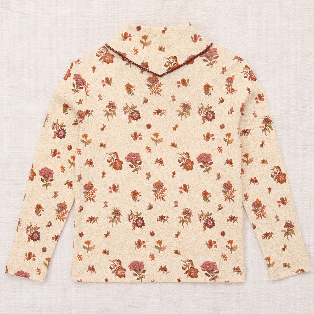 Haut en coton biologique à motif floral rose antique blanc naturel artistique avec détail foulard au col, idéal pour le quotidien des enfants (2-8 ans)